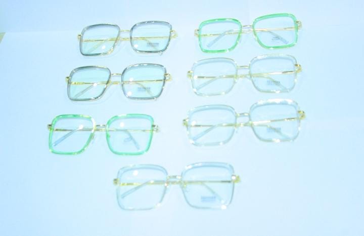 Square Frame Women’s Fashionable Design Glasses(Geeky Glasses)