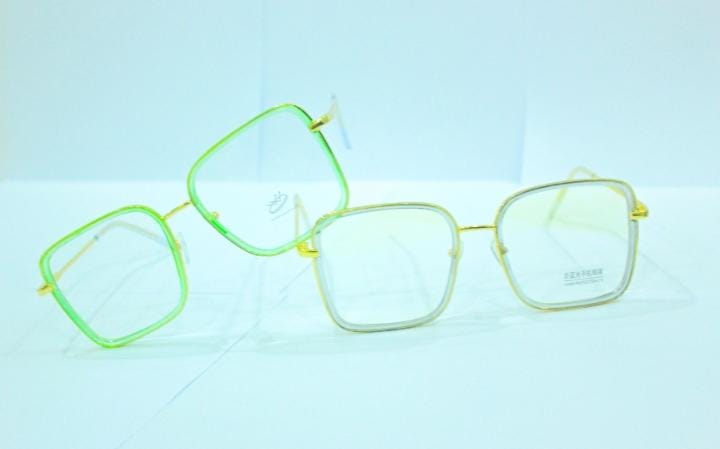 Square Frame Women’s Fashionable Design Glasses(Geeky Glasses)